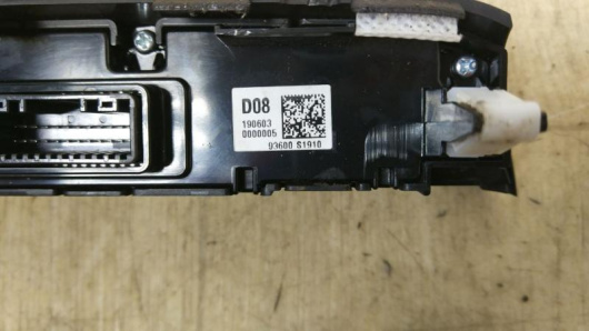 Купить Кнопка подогрева сидений Hyundai 93600S1910 в Магазине