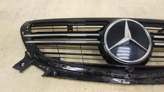 Купить Решетка радиатора Mercedes-Benz EQC в Магазине