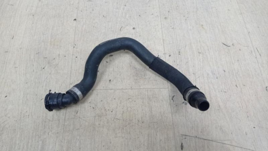 Патрубок радиатора Mercedes-Benz A2068307802 Патрубок радиатора Mercedes-Benz A2068307802 для авто Купить в Магазине