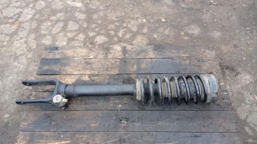 Стойка передняя Mercedes-Benz ML164 / W164 Стойка передняя правая Mercedes-Benz ML164 / W164 для авто Купить в Магазине