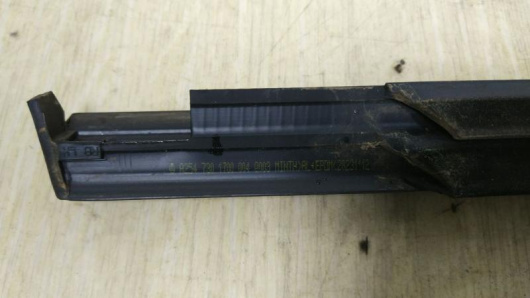 Купить Молдинг стекла двери задней левой наружный Mercedes-Benz A2547301700 в Магазине