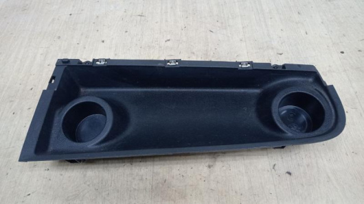 Подстаканник Mercedes-Benz A9106803401 Купить Подстаканник Mercedes-Benz A9106803401 в Магазине