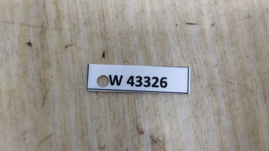 Автозапчасти в Магазине Пиропатрон петли капота Mercedes-Benz A1669060002