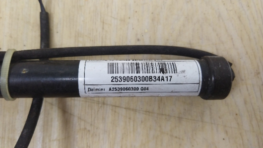 Пиропатрон петли капота Mercedes-Benz GLC253 / X253 / C253 Автозапчасти в Магазине Пиропатрон петли капота Mercedes-Benz GLC253 / X253 / C253