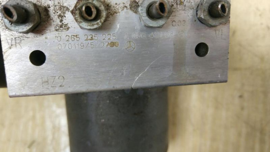 Блок ABS Mercedes-Benz A0064310812 для авто Купить в Магазине