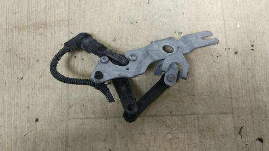 Датчик положения кузова левый Mercedes-Benz A0009053713 Датчик положения кузова Mercedes-Benz A0009053713 Купить в Магазине ssavto