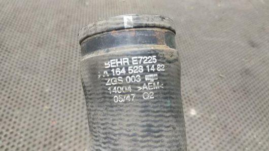 Патрубок интеркулера Mercedes-Benz A1645281482 Патрубок интеркулера Mercedes-Benz A1645281482 для авто Купить в Магазине