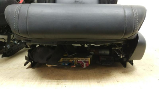 Салон (комплект сидений) Mercedes-Benz GLE167 / W167 Купить Салон (комплект сидений) Mercedes-Benz GLE167 / W167 в Магазине