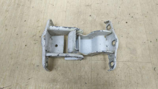 Купить Петля двери задней левой Renault 312304K в Магазине