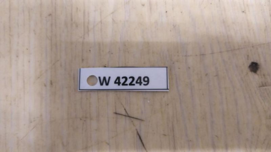 Фонарь салона (плафон) Maserati 06701944270 Купить Фонарь салона (плафон) Maserati 06701944270 в Магазине