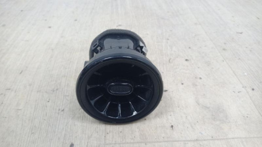 Дефлектор обдува салона Mercedes-Benz A9108303201 Купить Дефлектор обдува салона Mercedes-Benz A9108303201 в Магазине