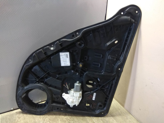 Стеклоподъемник задний левый Mercedes-Benz A1669060501 Стеклоподъемник задний левый Mercedes-Benz A1669060501 для авто Купить в Магазине