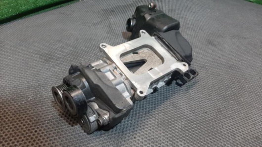 Насос воздушный Volkswagen Passat B6 Купить Насос воздушный Volkswagen Passat B6 в Магазине