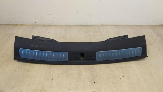 Купить Накладка внутренняя на заднюю панель кузова Land Rover / Range Rover Velar в Магазине