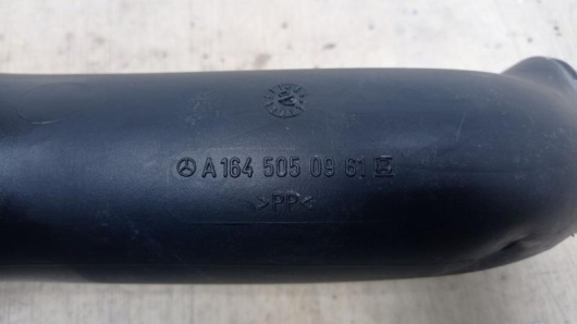 Патрубок воздушного фильтра Mercedes-Benz A1645050961 для авто Купить в Магазине