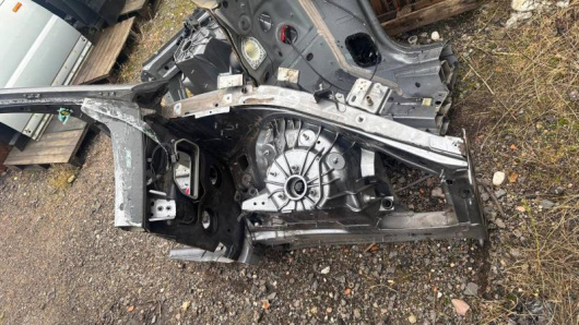 Лонжерон левый Mercedes-Benz A1676269300 Лонжерон левый Mercedes-Benz A1676269300 Купить в Магазине ssavto