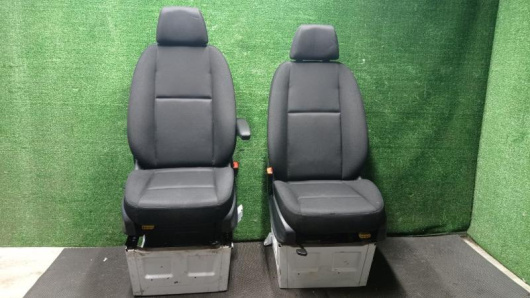 Сиденье переднее Mercedes-Benz Sprinter Купить Салон (комплект сидений) Mercedes-Benz Sprinter в Магазине