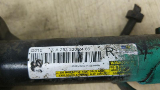 Амортизатор передний правый Mercedes-Benz A2533202466 для авто Купить в Магазине