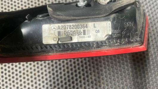 Фонарь крышки багажника левый Mercedes-Benz A2078200364 для авто Купить в Магазине