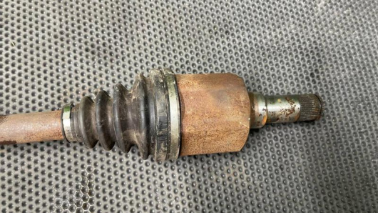 Полуось передняя левая (приводной вал, ШРУС) Ford Transit Полуось передняя левая (приводной вал, ШРУС) Ford Transit для авто купить в Магазине