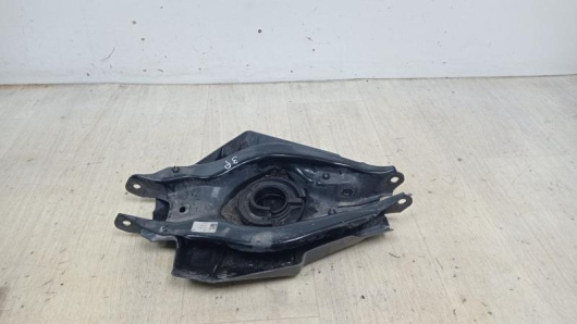 Рычаг задний Mercedes-Benz A2063520100 Рычаг задний правый Mercedes-Benz A2063520100 для авто Купить в Магазине