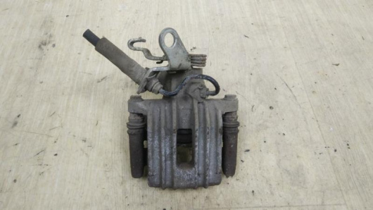 Суппорт задний правый Skoda Octavia Суппорт задний правый Skoda Octavia для авто Купить в Магазине