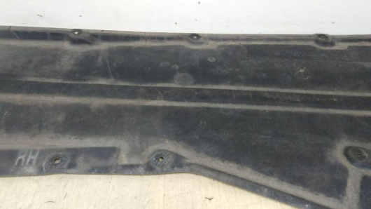 Купить Защита днища справа BMW 74850610 в Магазине