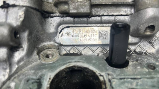 Купить Головка блока цилиндров левая Audi 1059353DH в Магазине