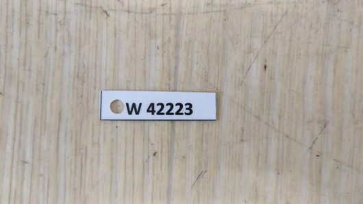 Купить Петля капота правая Mercedes-Benz A1668800128 в Магазине