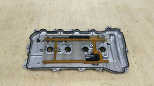 Клапанная крышка Toyota RAV4 Купить Клапанная крышка Toyota RAV4 в Магазине