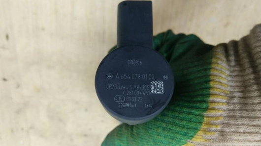 Топливная рампа Mercedes-Benz A6540780100 Топливная рампа Mercedes-Benz A6540780100 для авто Купить в Магазине