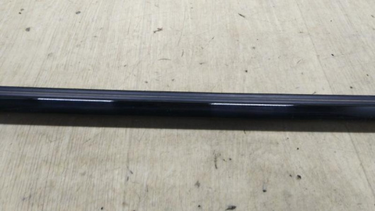 Купить Молдинг стекла двери задней левой наружный Mercedes-Benz A2547301700 в Магазине