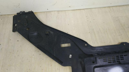 Купить Планка под капот Maserati 670042318 в Магазине