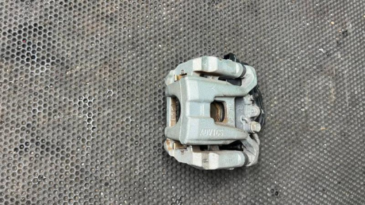 Суппорт задний правый Lexus 4783048160 Суппорт задний правый Lexus RX для авто Купить в Магазине