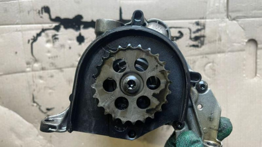 Купить Насос масляный BMW 7810823 в Магазине