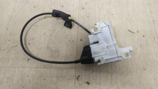 Доводчик двери передней правой Mercedes-Benz A2227601400 Купить Доводчик двери передней правой Mercedes-Benz A2227601400 в Магазине