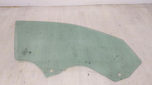 Купить Стекло двери передней правой Alfa Romeo Stelvio в Магазине