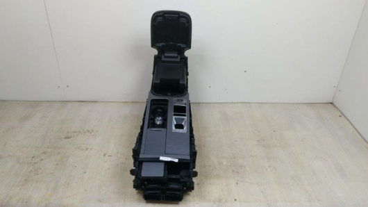 Купить Подлокотник Land Rover / Range Rover Sport в Магазине