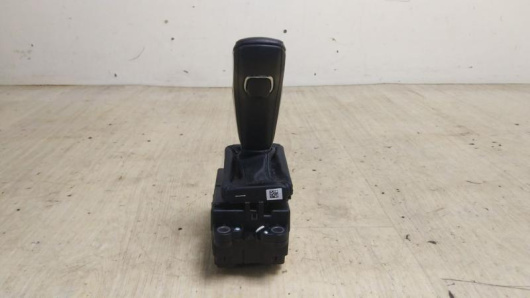 Кулиса Maserati 06701634600 Кулиса Maserati 06701634600 для авто купить в Магазине