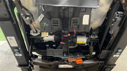 Салон (комплект сидений) Maserati Levante Купить Салон (комплект сидений) Maserati Levante в Магазине