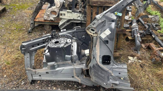 Лонжерон правый Mercedes-Benz A1676269400 Купить в Магазине ssavto