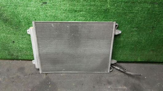 Радиатор кондиционера (конденсатор) Volkswagen 3C0820411D для авто купить в Магазине