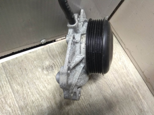 Помпа Mercedes-Benz A6512006001 Купить Помпа Mercedes-Benz A6512006001 в Магазине