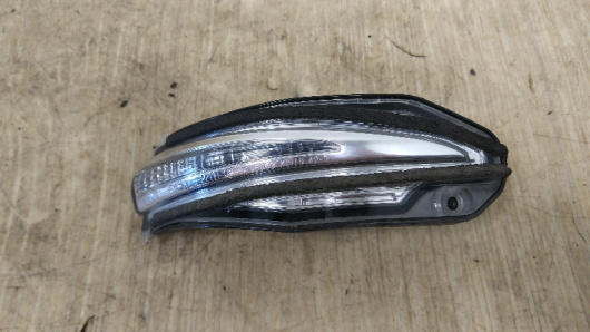 Повторитель в зеркало передний правый Toyota RAV4 Повторитель в зеркало передний правый Toyota RAV4 для авто Купить в Магазине