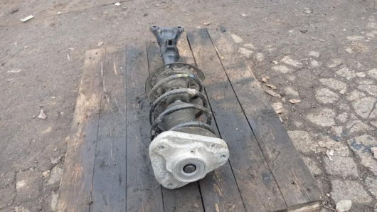 Стойка передняя правая Mercedes-Benz A2123200613 для авто Купить в Магазине