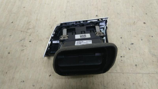 Купить Дефлектор обдува салона левый Mercedes-Benz A1668300154 в Магазине