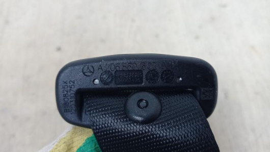 Автозапчасти в Магазине Ремень безопасности передний правый Mercedes-Benz A2068601600