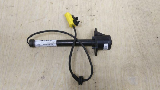 Автозапчасти в Магазине Пиропатрон петли капота Mercedes-Benz A1669060002