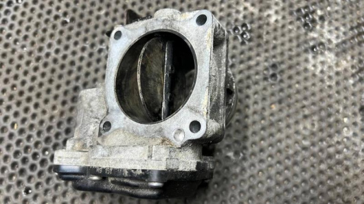 Заслонка дроссельная Opel 161A00161R Купить в Магазине ssavto