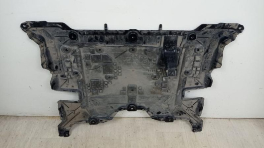 Защита двигателя Mercedes-Benz A2065203200 Купить Защита двигателя Mercedes-Benz A2065203200 в Магазине